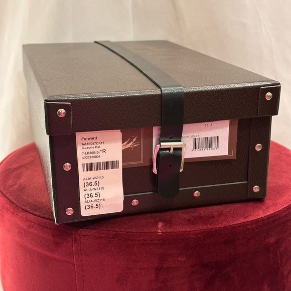 Alaia Slingback Pump in Jaune Pale clear kitten heel yellow