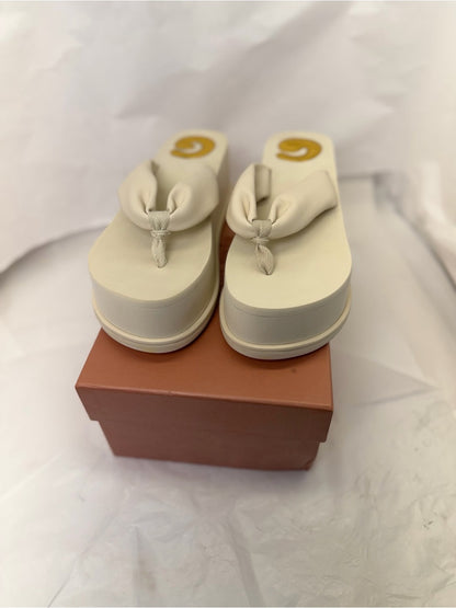 Cult Gaia Cg Platform Flip Flops in Off White sandals